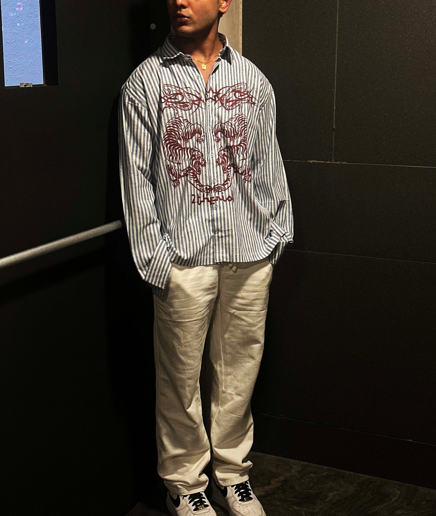 ★TWIN TIGER SHIRT ★